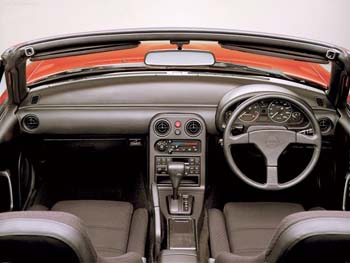 1989_Mazda_MX-5_Miata_Roadster_800x600_03